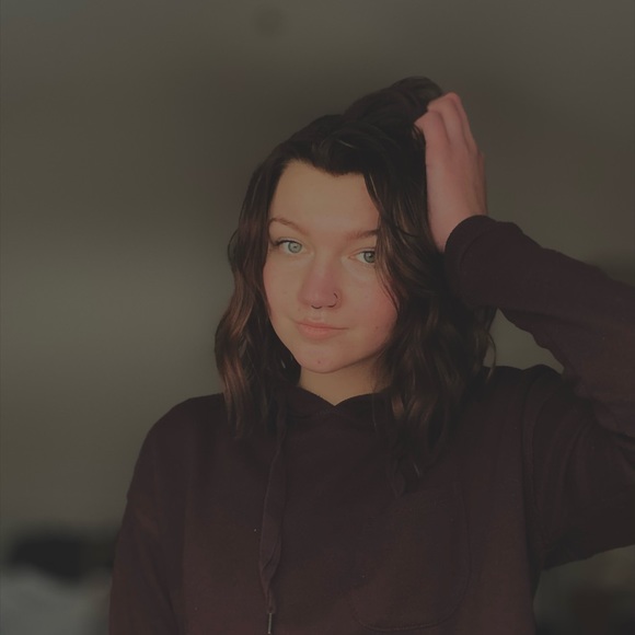 Meet your Posher, Rheanna - Picture 1 of 1